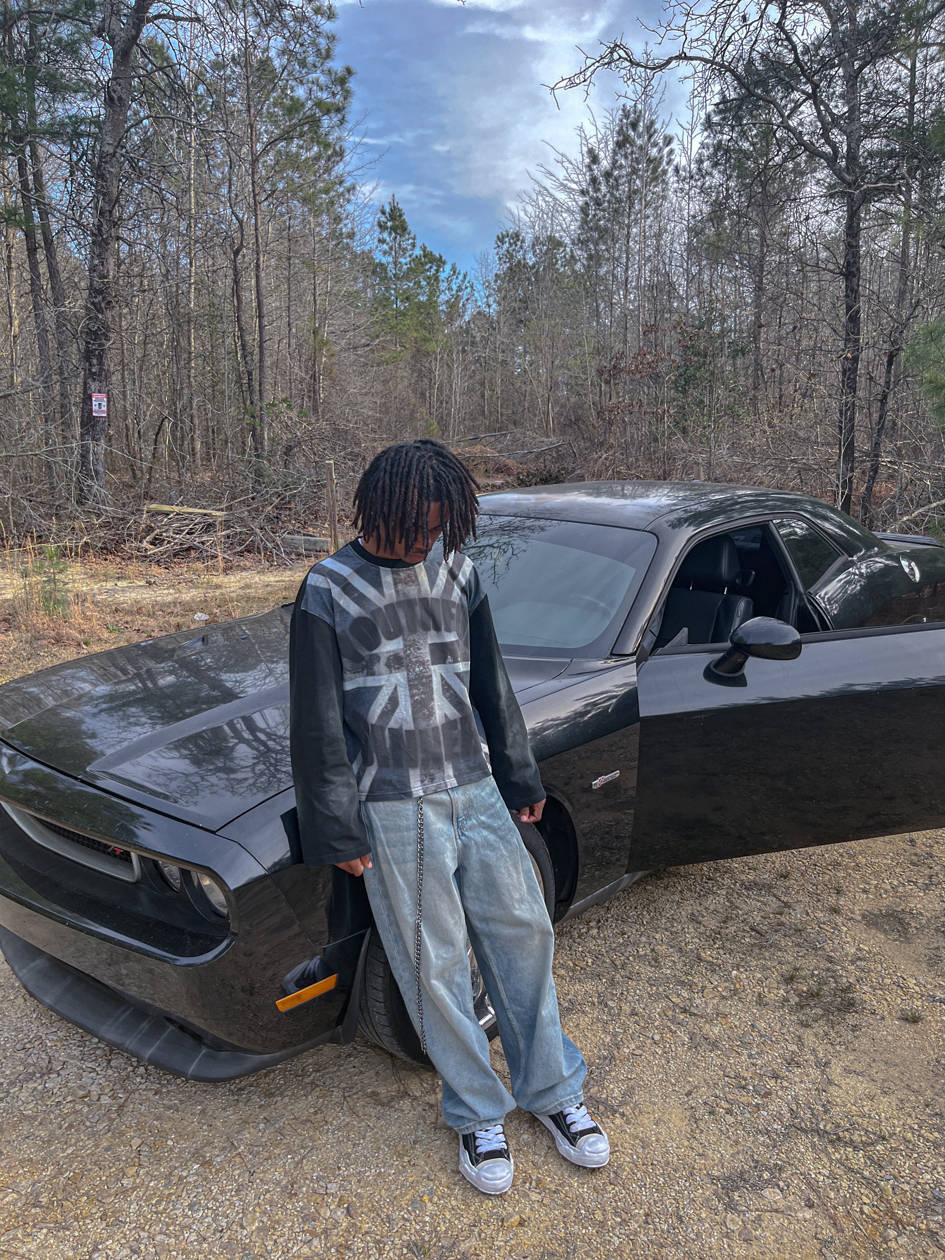 YOUTH Long Sleeve Acid Wash Tee