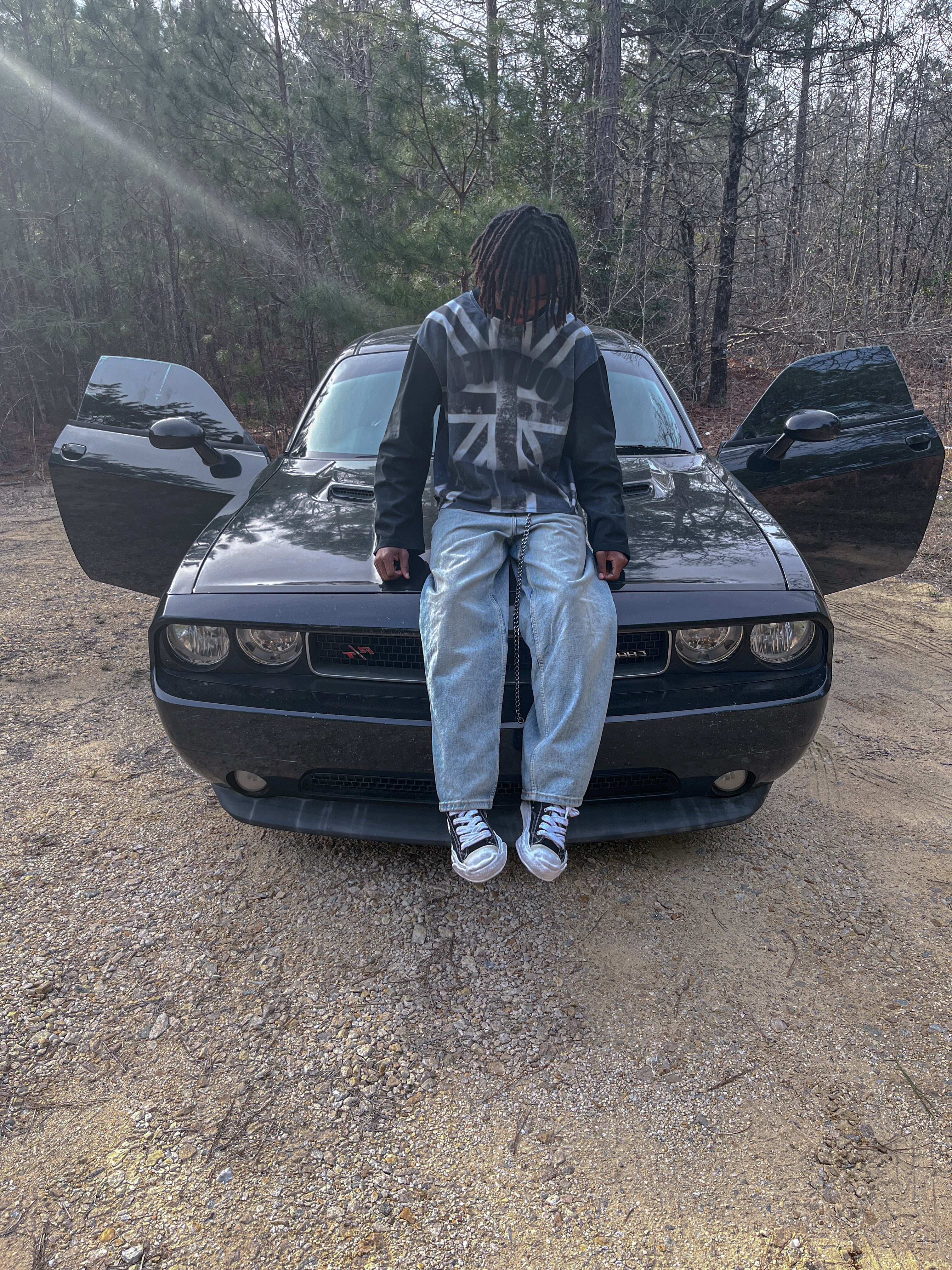 YOUTH Long Sleeve Acid Wash Tee
